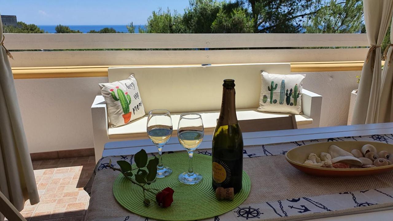 Casa Vacanze "Il Carrubo" Gagliano del Capo Exterior foto